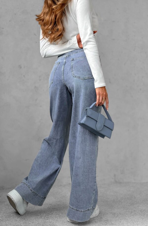 Skyline Wide-Leg Flared Denim Jeans – High-Waisted & On-Trend - Image 2